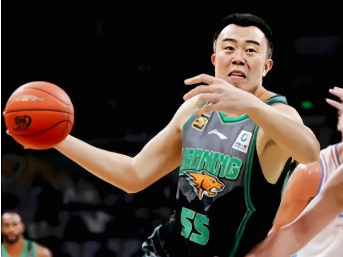 张陈治锋在 张陈治锋在