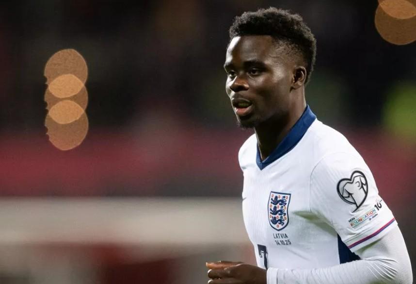 卡上场时间, 亚并锁定世